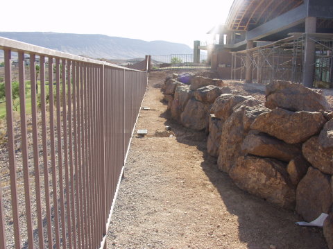 Rock Retaining Wall (Parsons Wall)